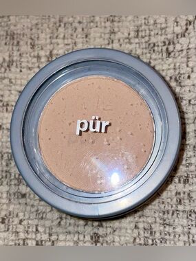 Pur LIGHT/CLAIR 4-In-1 Pressed Mineral Powder .15 oz/4.3g NEW! Original Formula.